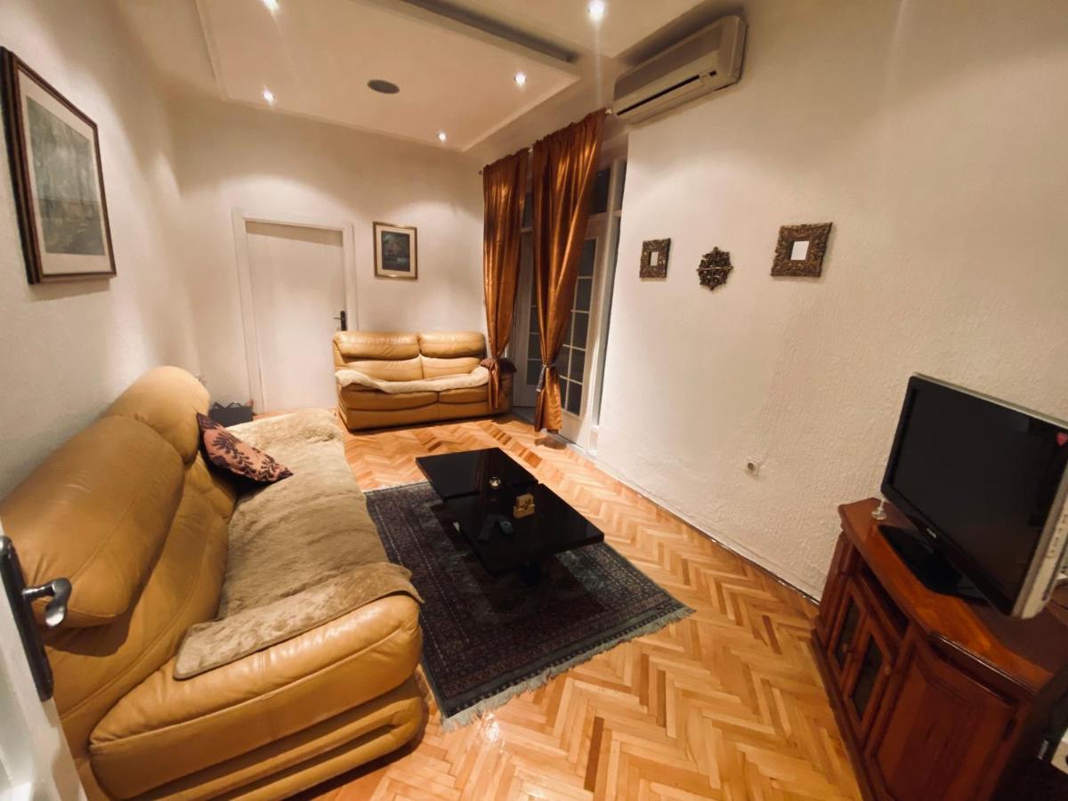 Right In The Heart Of Podgorica!公寓 外观 照片