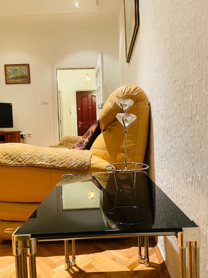 Right In The Heart Of Podgorica!公寓 外观 照片